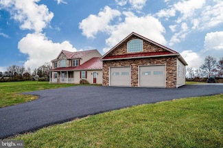 130 Troxel Rd, Shoemakersville, PA 19555