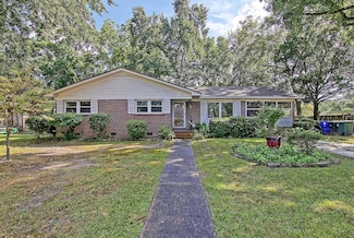 1221 Byron Rd, Charleston, SC 29407