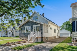 212 Mckinley Ave, Buffalo, NY 14217
