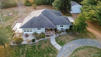 6409 Sunny Ln, Bethalto, IL 62010