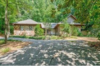 208 N Tibbs Rd, Dalton, GA 30720