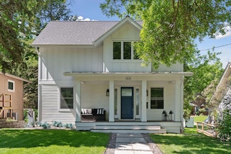 168 1st St, Excelsior, MN 55331