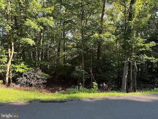 291 Red Cloud Rd, Lusby, MD 20657