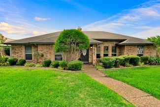 1638 Silverleaf Dr, Carrollton, TX 75007