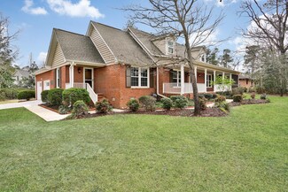 525 Scenic Cir, Wilmington, NC 28411
