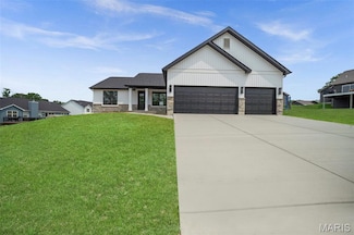 6345 Gibison Rd, Troy, MO 63379