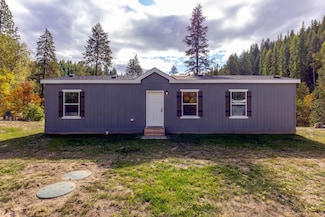 4440 Northport Waneta Rd, Colville, WA 99114
