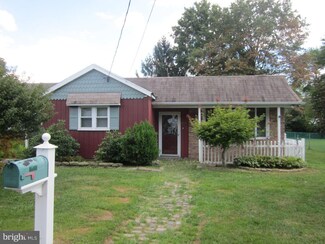 2817 June Ave, Bensalem, PA 19020