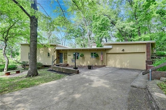 6521 Burnham Dr, Mission, KS 66202