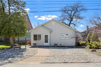 7989 Locklin, West Bloomfield, MI 48324