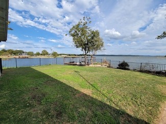 161 Alexander Dr Unit 1, Tow, TX 78672