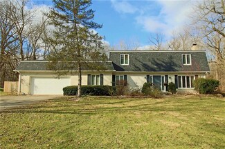 4060 Crooked Creek Overlook St, Indianapolis, IN 46228