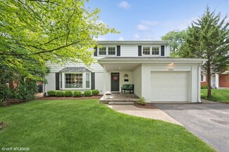 1302 Hawthorne Ln, Glenview, IL 60025