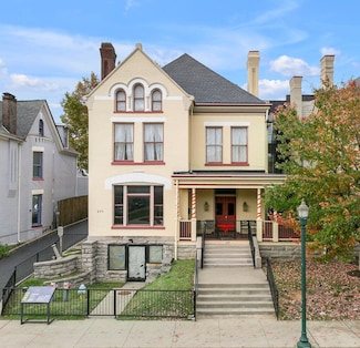 275 S Limestone Unit 310, Lexington, KY 40508