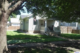 548 W 5th St, Fremont, NE 68025