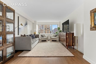 15 W 72nd St Unit 22O, New York, NY 10023