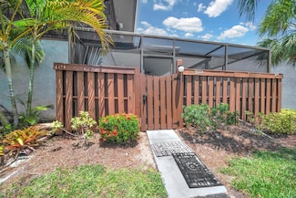 2004 SE Round Table Dr Unit D, Port Saint Lucie, FL 34952