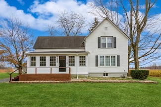 430 E John Beers Rd, Saint Joseph, MI 49085