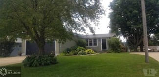 827 S 18th St, Clarinda, IA 51632