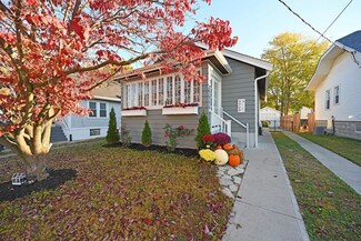 3720 Watterson Rd, Cincinnati, OH 45227