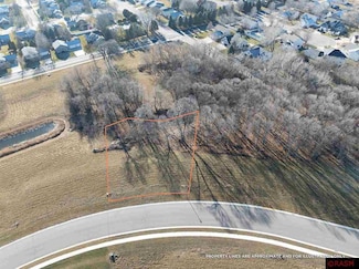 0 S Pointe Ct, North Mankato, MN 56003