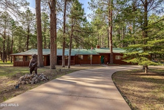 2499 Canyon Dr, Forest Lakes, AZ 85931