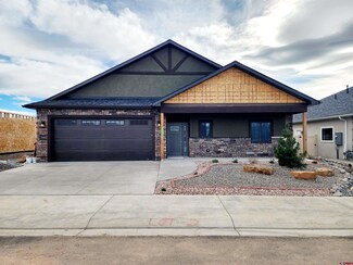 3322 Pinewood St, Montrose, CO 81401