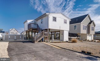24 W Susquehanna Dr, Little Egg Harbor Township, NJ 08087