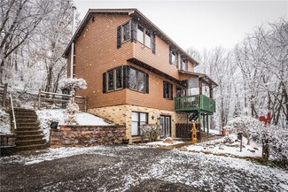 115 Scharf Ln, Zelienople, PA 16063