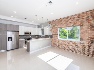 820 NE 7th St Unit G, Fort Lauderdale, FL 33304