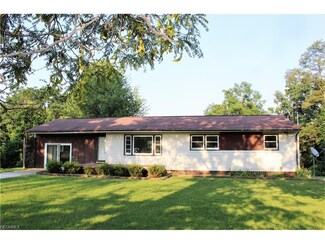 167 Meadow St, Washington, WV 26181