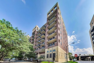 833 W 15th Place Unit 606W, Chicago, IL 60608