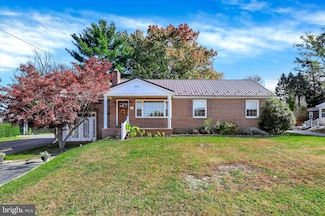 331 S Artizan St, Williamsport, MD 21795