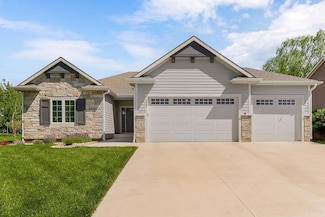 4403 Goldfield St, Lawrence, KS 66049