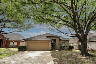 3792 Waterside Ct, Addison, TX 75001