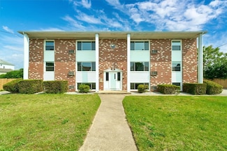 46 Carman St Unit 1, Cranston, RI 02910
