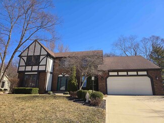 10434 Oak Trail Rd, Fort Wayne, IN 46845