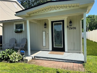 17476 Olive Ave, Lake Milton, OH 44429