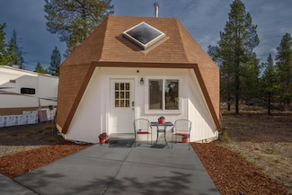 52710 Santa Barbara Dr, La Pine, OR 97739