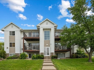 1200 Murray St NE Unit 1, Cedar Rapids, IA 52402