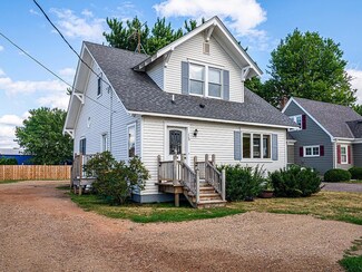 115 Broadway Ave S, Cokato, MN 55321