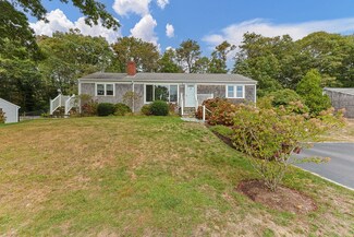 12 Cranberry Ln, Harwich, MA 02645