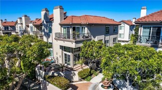 19361 Maidstone Ln, Huntington Beach, CA 92648