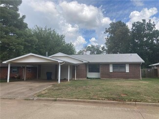 601 Redwood Dr, Noble, OK 73068