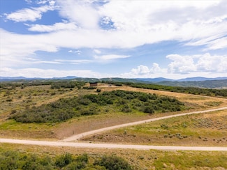 33070 Vista Ridge Dr, Oak Creek, CO 80467