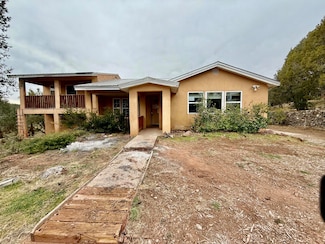 14 Pinon Ave, Cedar Crest, NM 87008