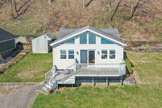 63243 Storeyhill St, Vandalia, MI 49095