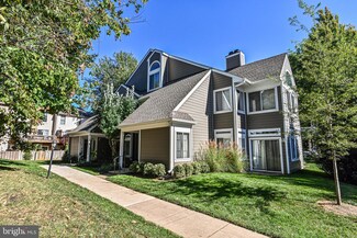 12204 Fort Buffalo Cir Unit 529, Fairfax, VA 22033