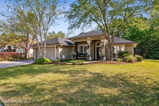 2328 Country Side Dr, Fleming Island, FL 32003