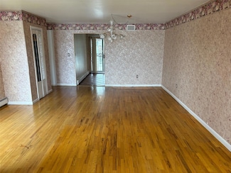 155-69 99th St Unit 1st floor, Jamaica, NY 11414